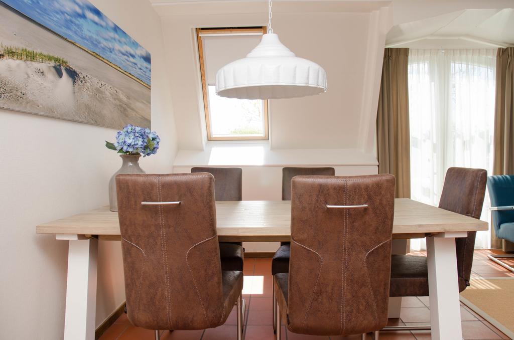 Hotel Graaf Bernstorff Schiermonnikoog Δωμάτιο φωτογραφία