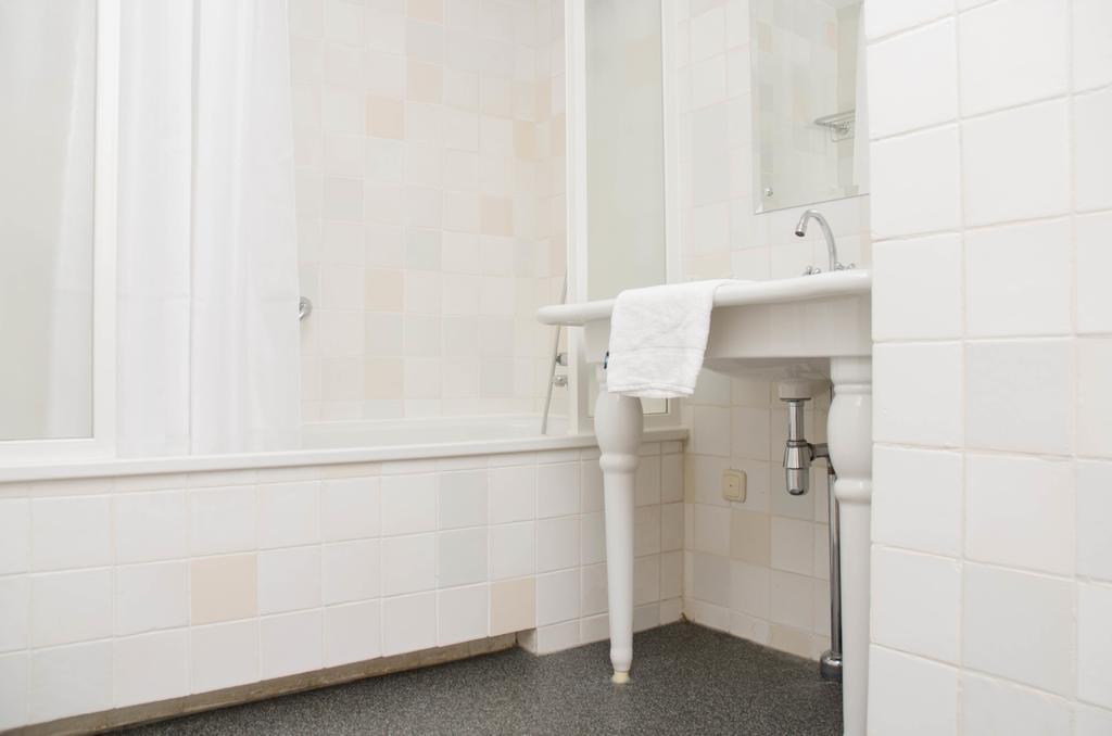 Hotel Graaf Bernstorff Schiermonnikoog Εξωτερικό φωτογραφία